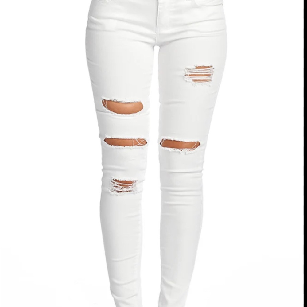 Elan White Distressed Skinny Jeans